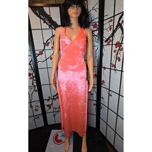 🍑✨ Vintage 90’s Peach Velvet Club Dress — Backless & Slit ✨🍑